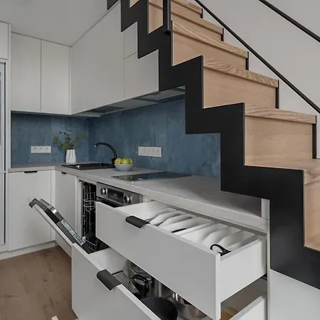 Loft 59 With Free Parking Lägenhet